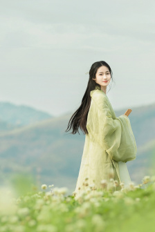 大炕诱女初尝云雨